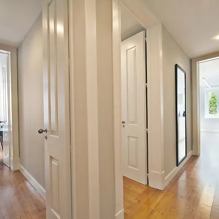 Five Stars Combro 7 Лиссабон