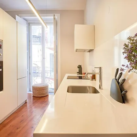 Five Stars Combro 7 Апартаменты Лиссабон