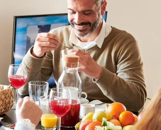 شقة Five Stars Combro 7