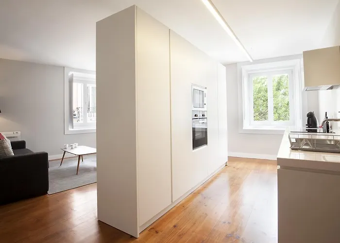 شقة Five Stars Combro 7