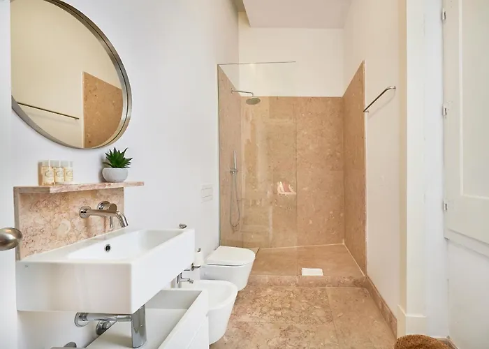 Five Stars Combro 7 شقة *